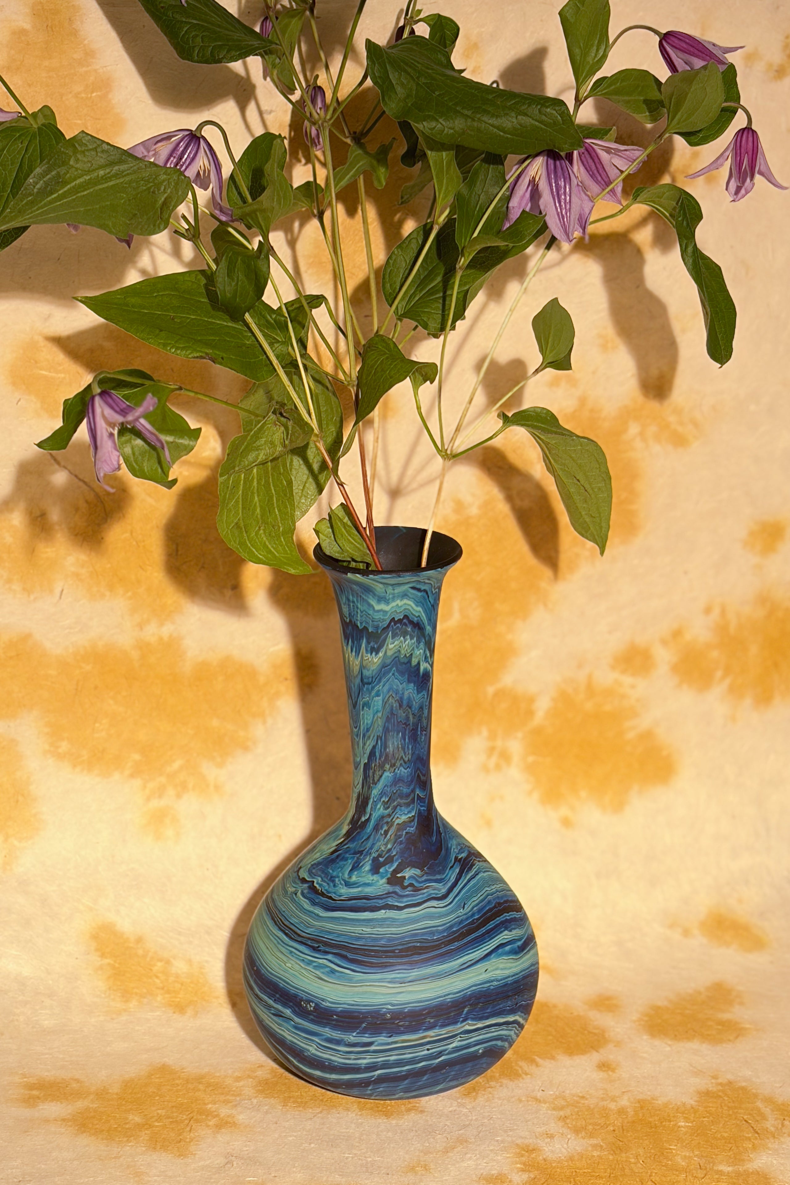 BLUE LARGE GLASS VASE MULTI