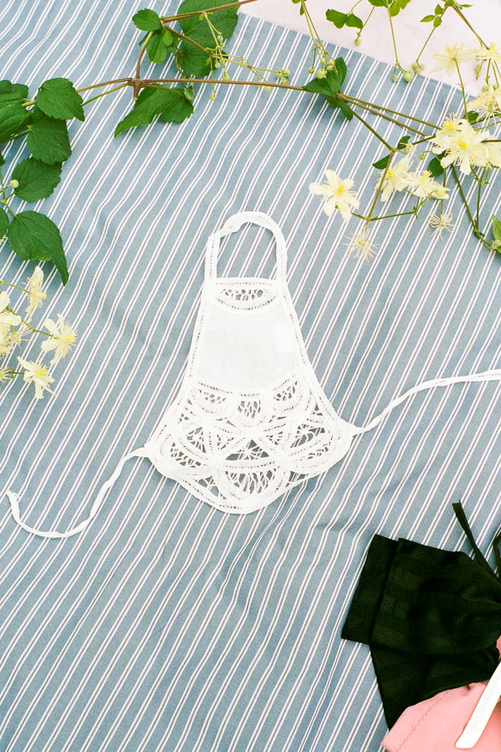 victorian delicate cotton linen lace bottle apron