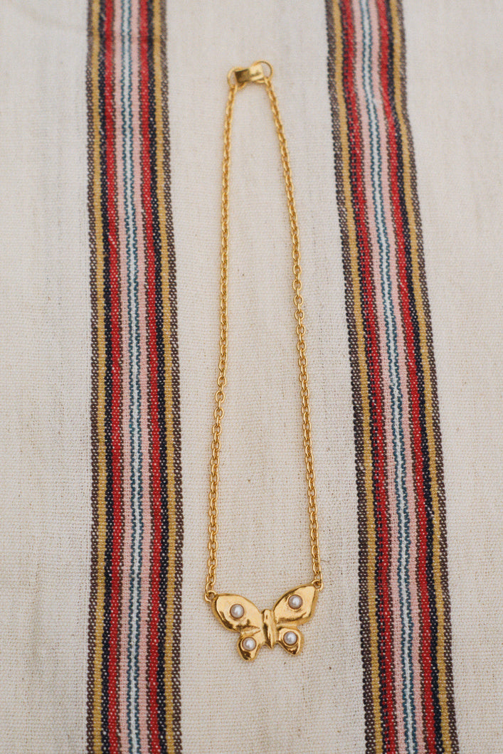 18k gold plated metal butterfly pearl choker necklace
