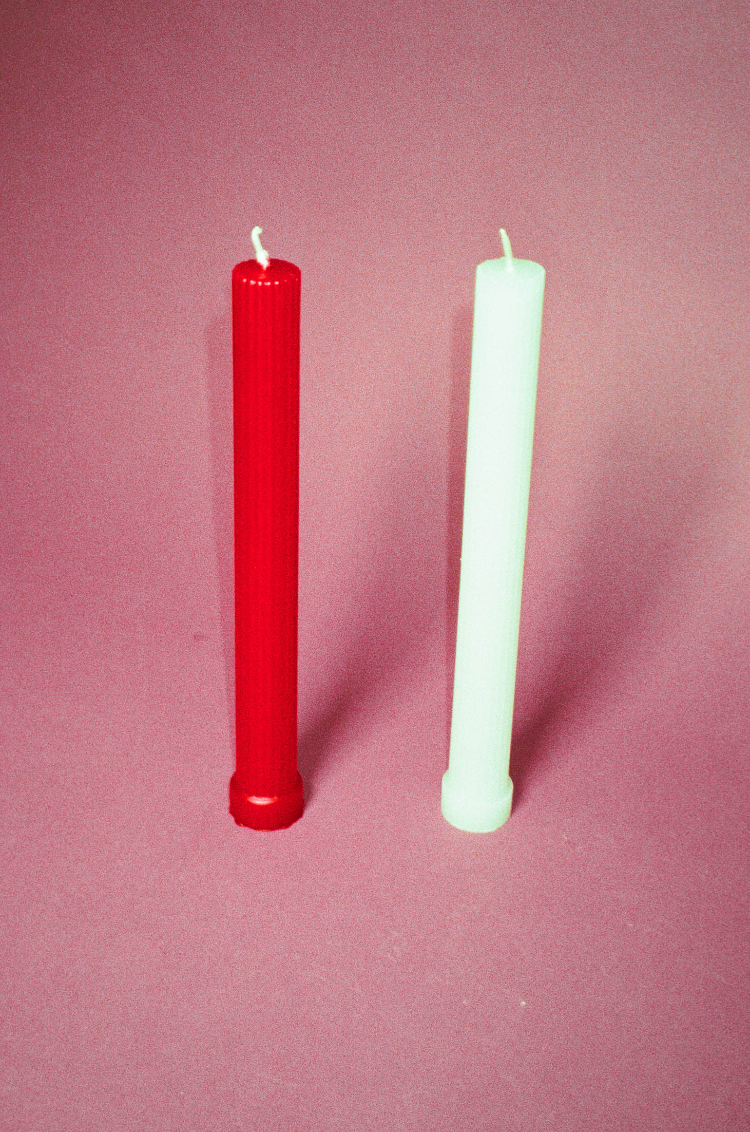 CRETE TAPER CANDLE IN WHITE