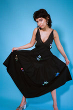 Load image into Gallery viewer, DORIS LACED DRESS WITH EMBROIDERY - Naya Rea