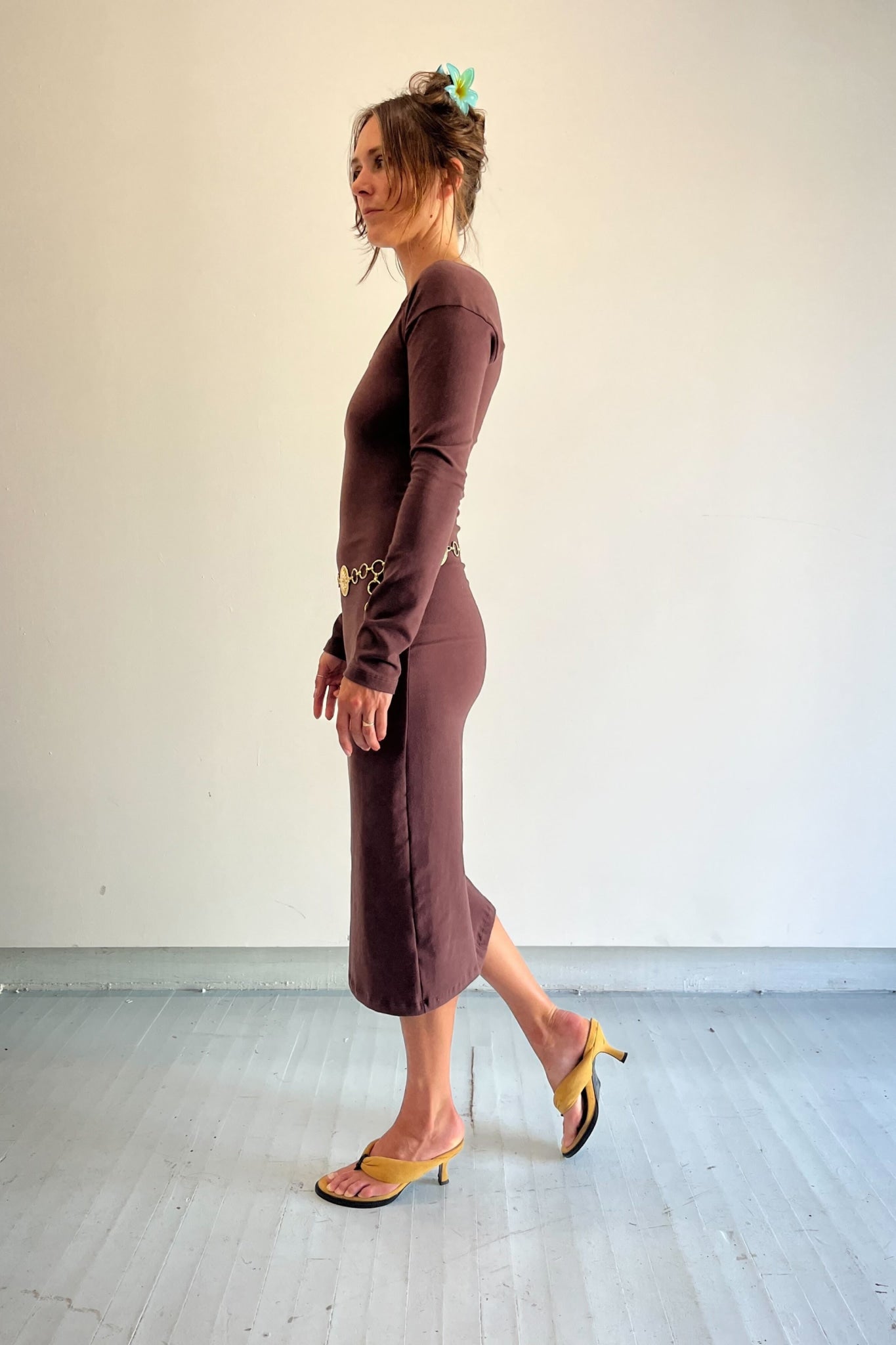 cotton long sleeve fitted midi dress in brown