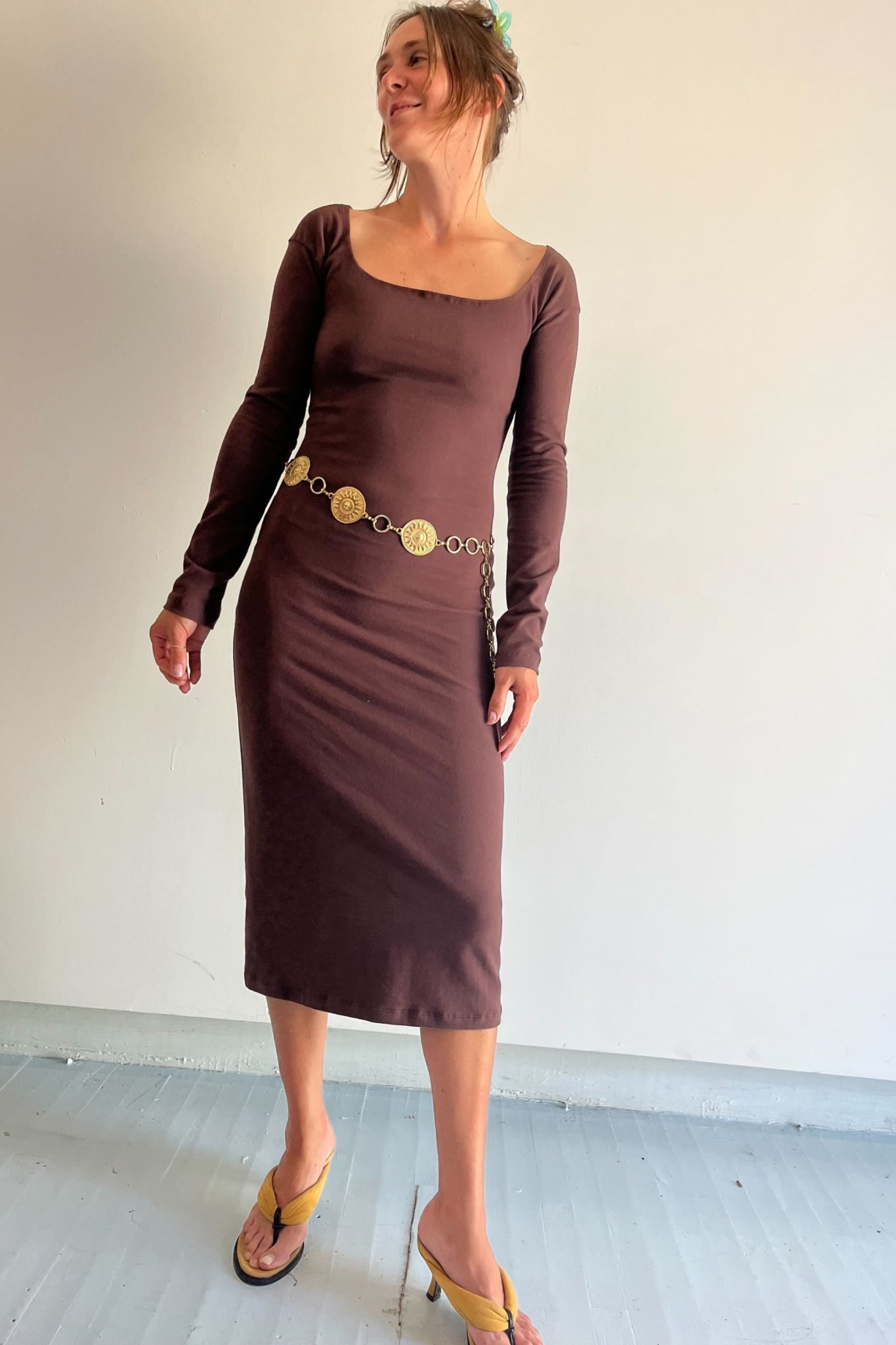 cotton long sleeve fitted midi dress in brown
