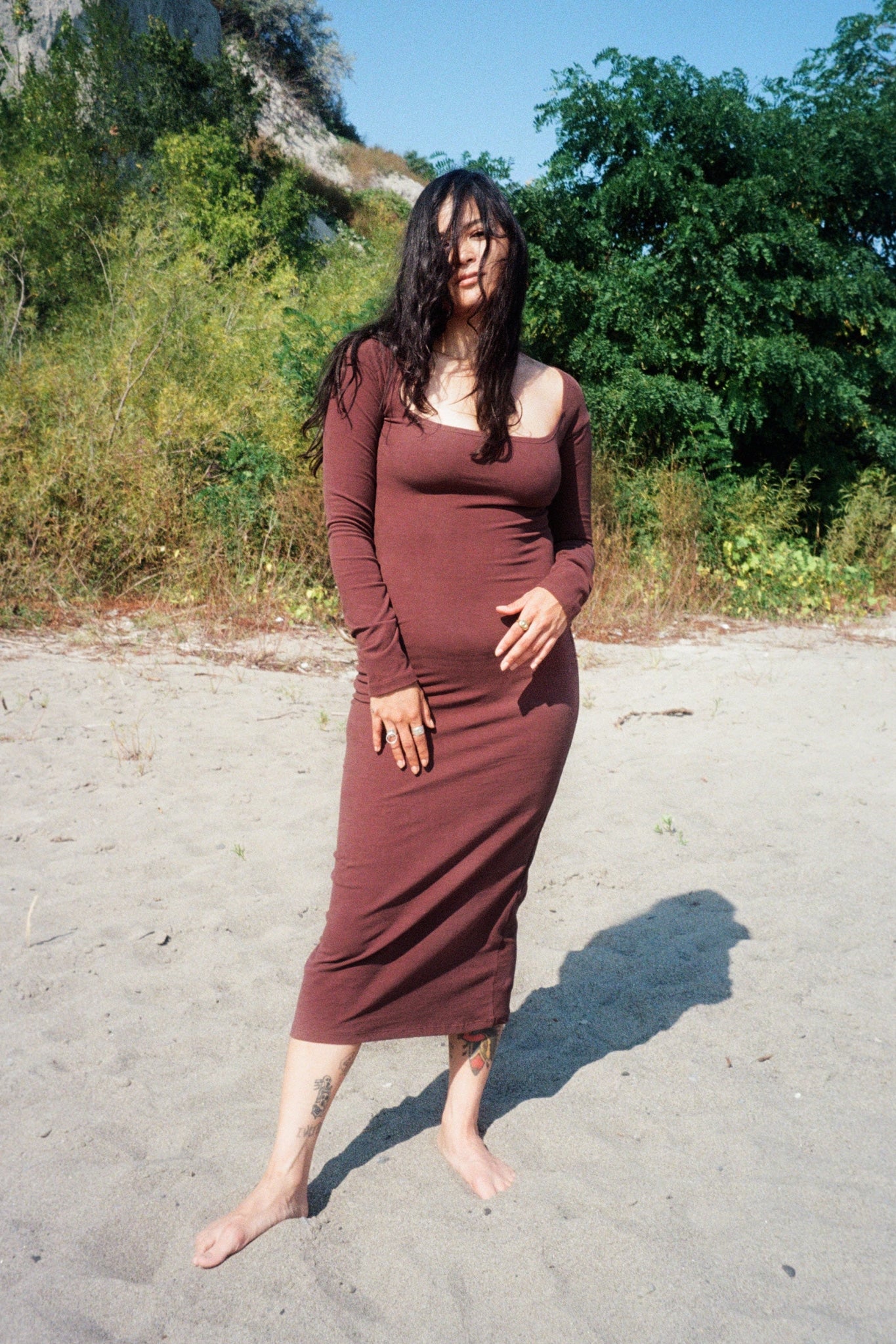 cotton long sleeve fitted midi dress in brown
