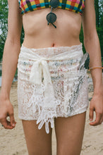 Load image into Gallery viewer, white pvc cotton lace mini bistro apron