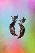 Load image into Gallery viewer, MOON EARRINGS IN WHITE BRONZE