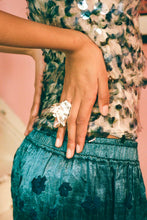 Load image into Gallery viewer, MOURA RING IN SILVER