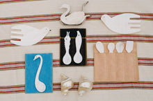 Load image into Gallery viewer, large natural turbot shell napkin rings