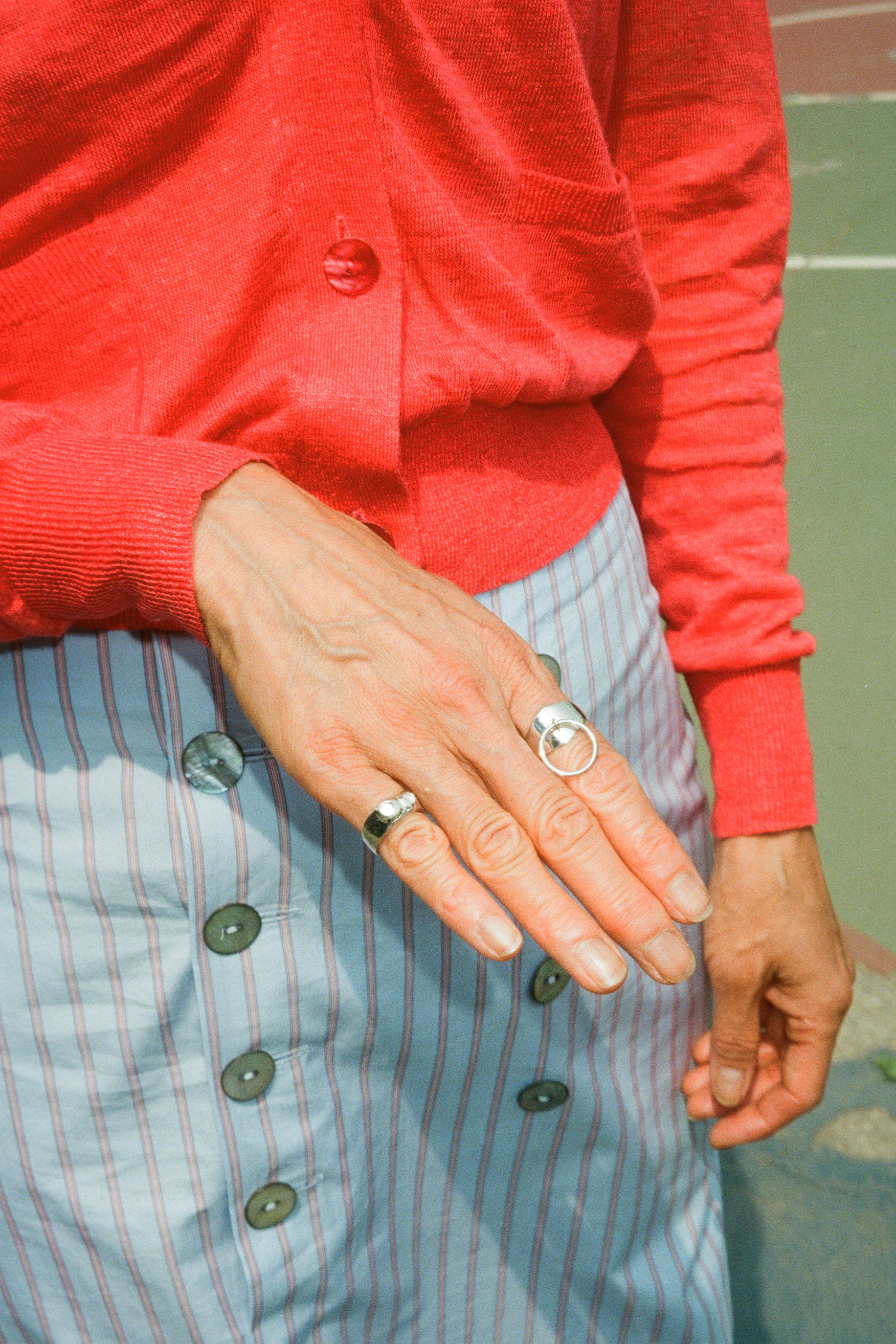 sterling silver kinetic ring with harness loop
