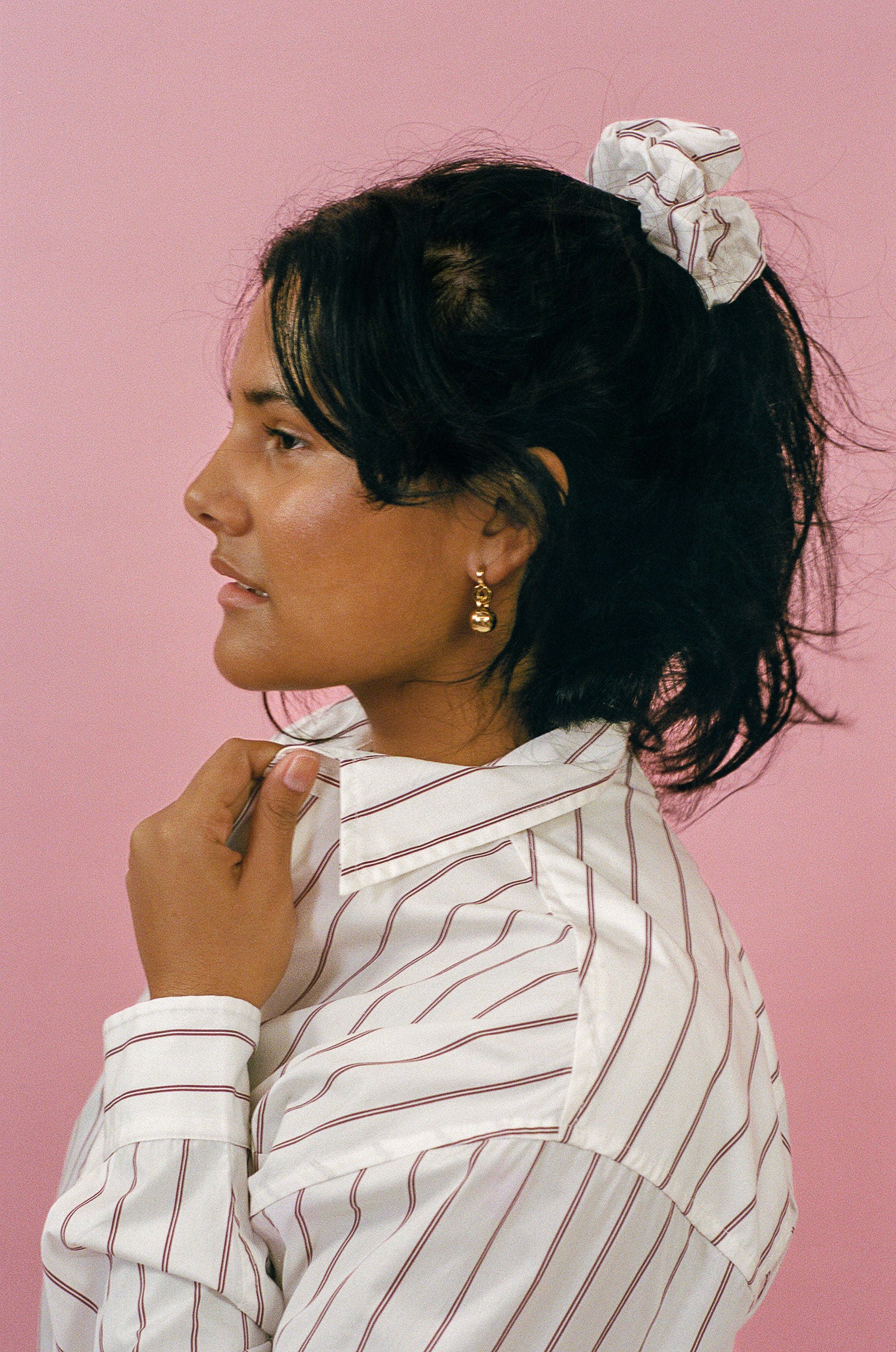 white burgundy striped cotton poplin scrunchie