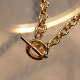 PORTRAIT NECKLACE IN GOLD