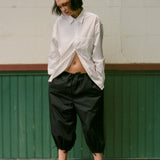 ROMAIN CAPRIS IN BLACK