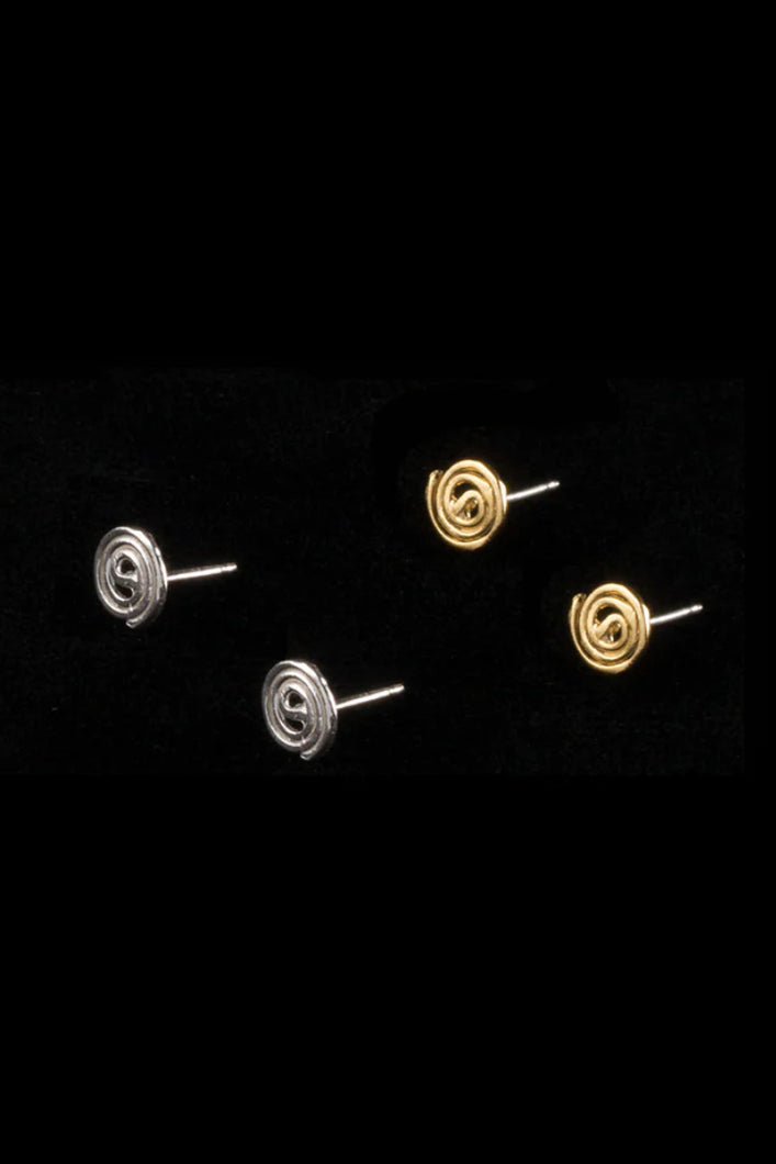 SWIRL STUDS IN GOLD OR SILVER