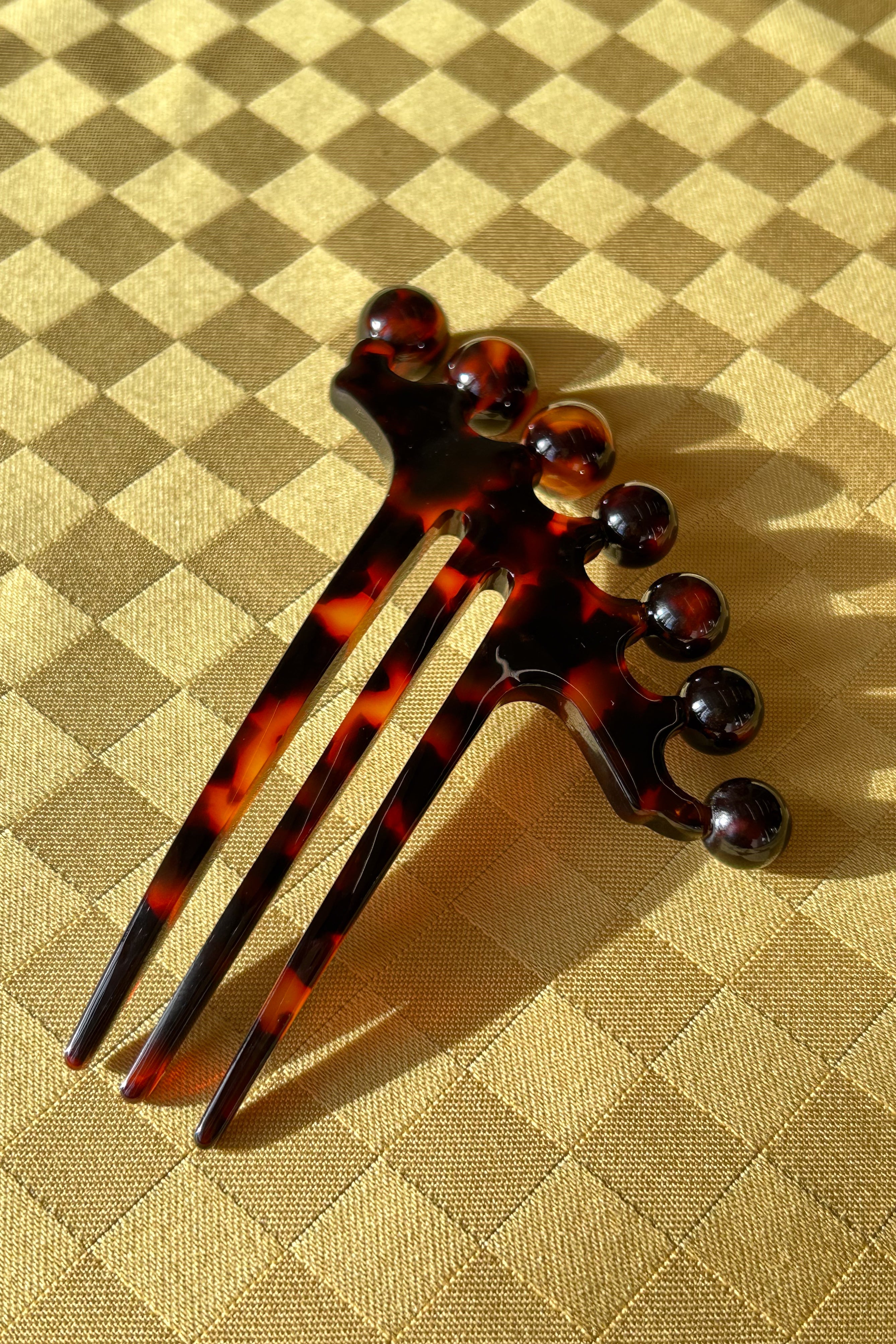 recycled cellulose acetate tortoise shell thin crown comb 