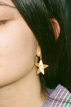 Load image into Gallery viewer, gold plated silver delicate star moon earrings