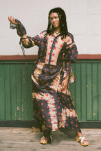 Load image into Gallery viewer, TEA TIME DRESS IN NAVY/CREAM/RED