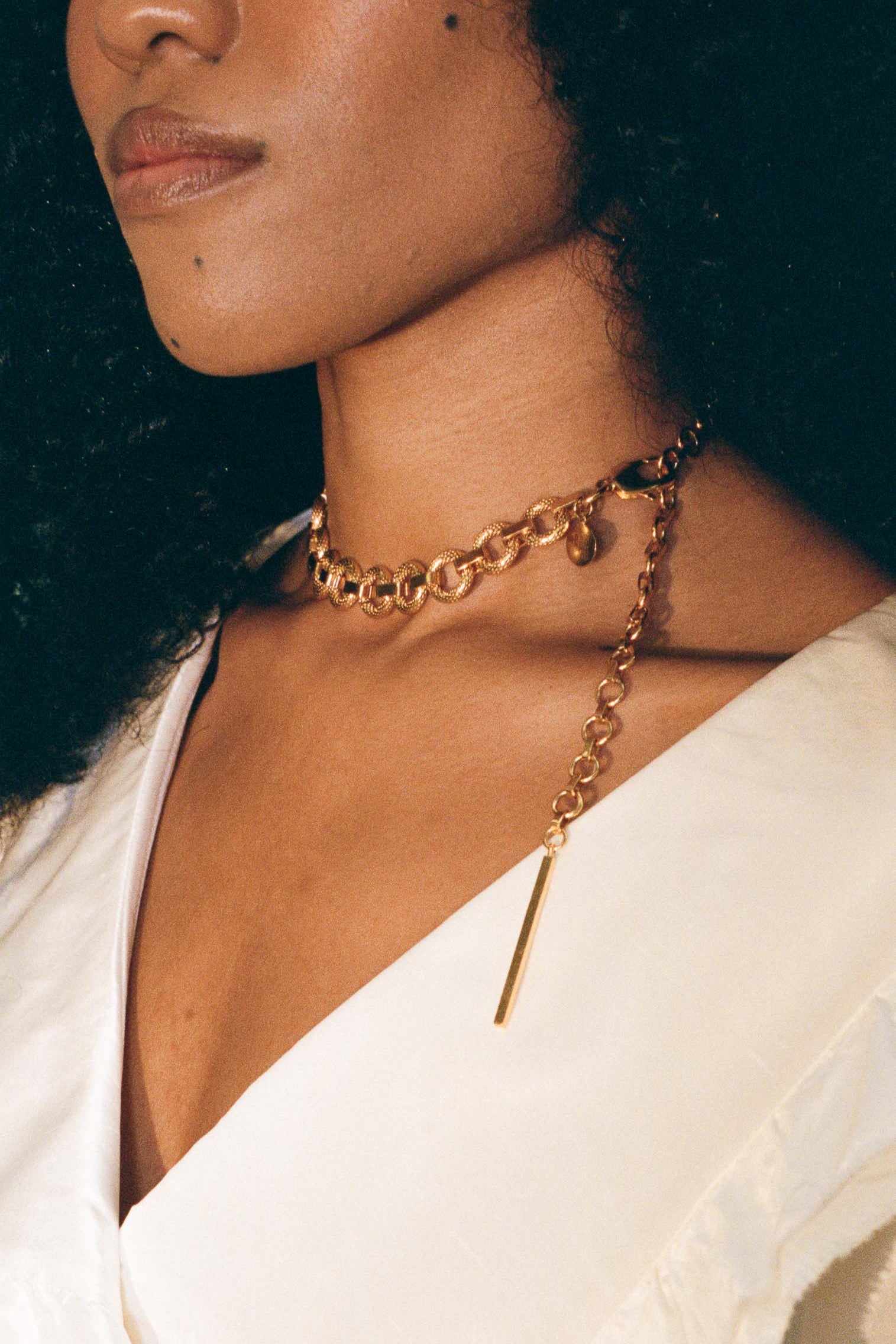 22k gold textured ring chain necklace