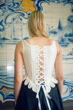Load image into Gallery viewer, TOSCA CORSETTO IN WHITE WITH SILK BOWS