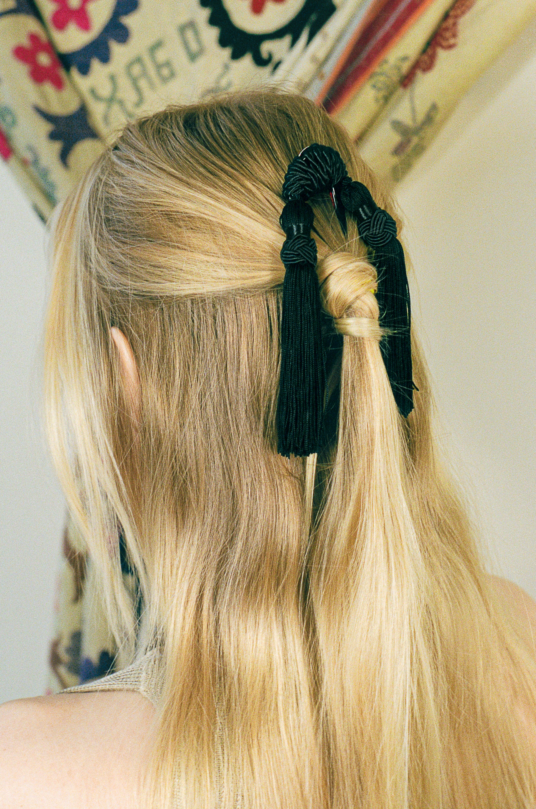 cellulose acetate tortoise shell comb with silk tassel