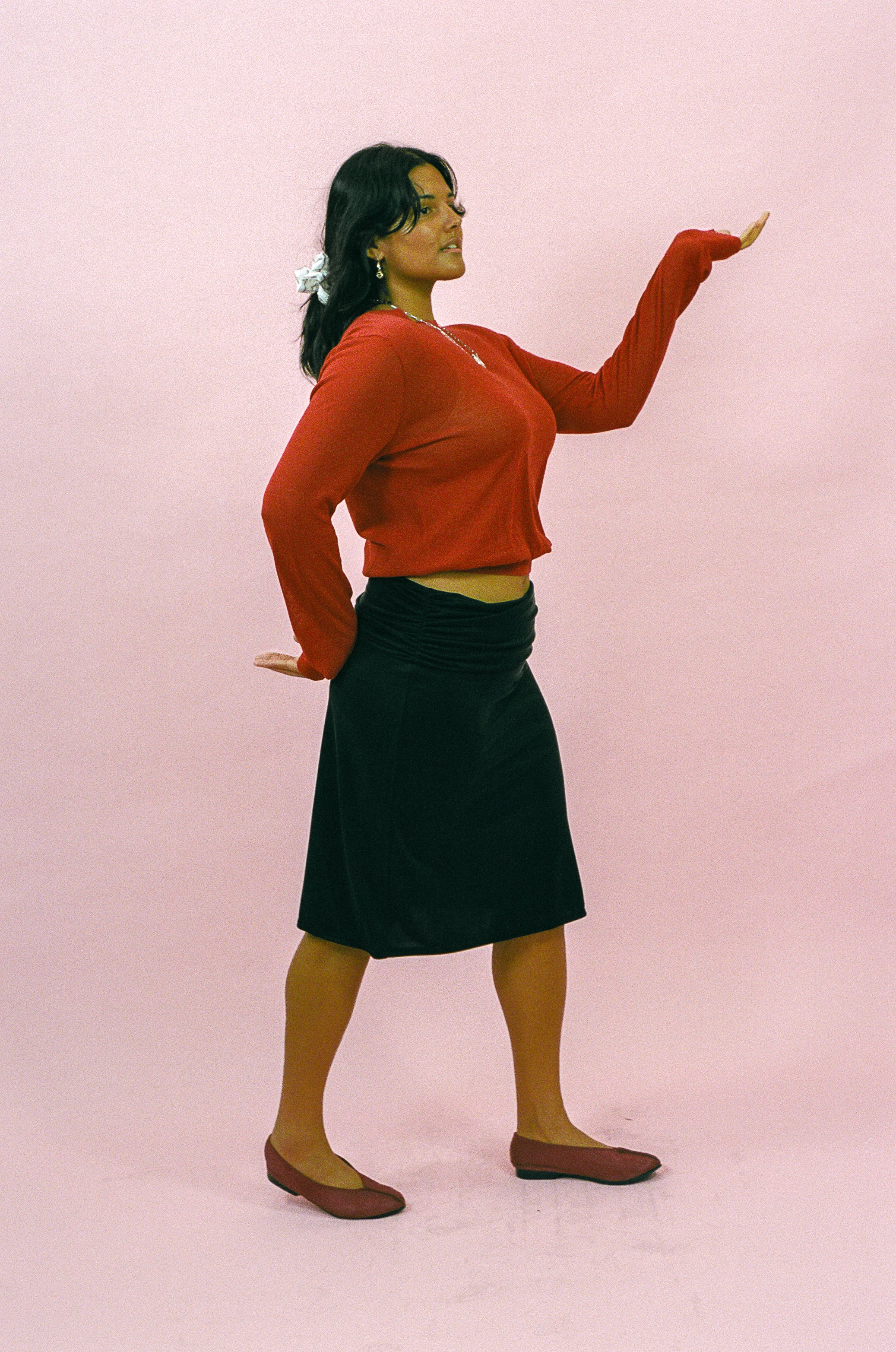 black cupro polyester low rise fitted flare skirt