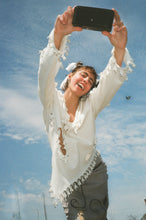 Load image into Gallery viewer, SWEATSHIRT WITH BEADED COLLAR AND HOLES IN WHITE