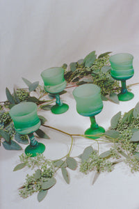 WINE GOBLET IN GREEN