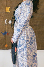 Load image into Gallery viewer, YASMINA DRESS IN BLUE FLORAL PRINT - Naya Rea