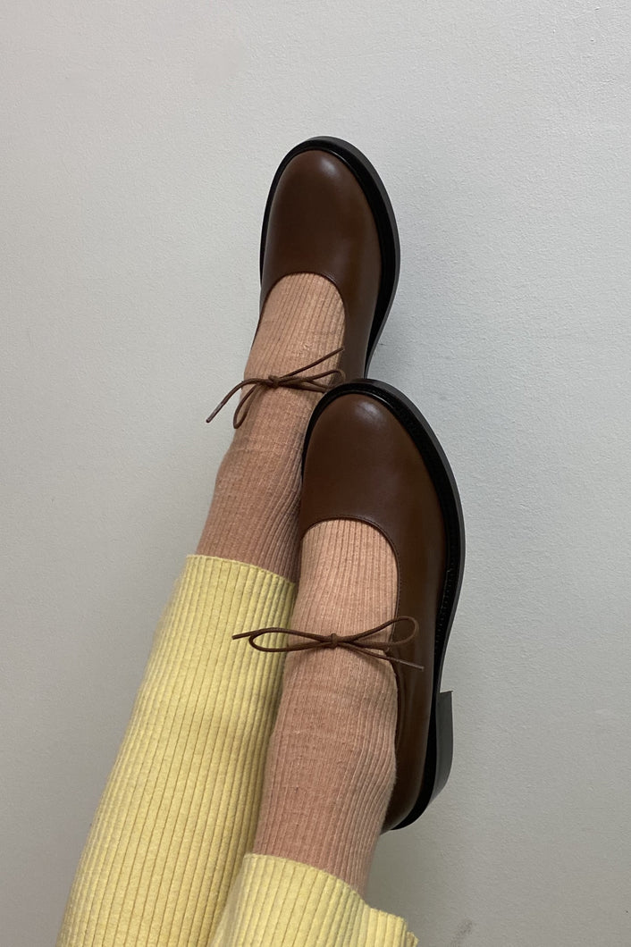 FABIANA SHOE IN CHESTNUT