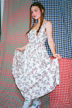 Load image into Gallery viewer, CORETTA DRESS IN FLORAL PRINTED TAFFETA